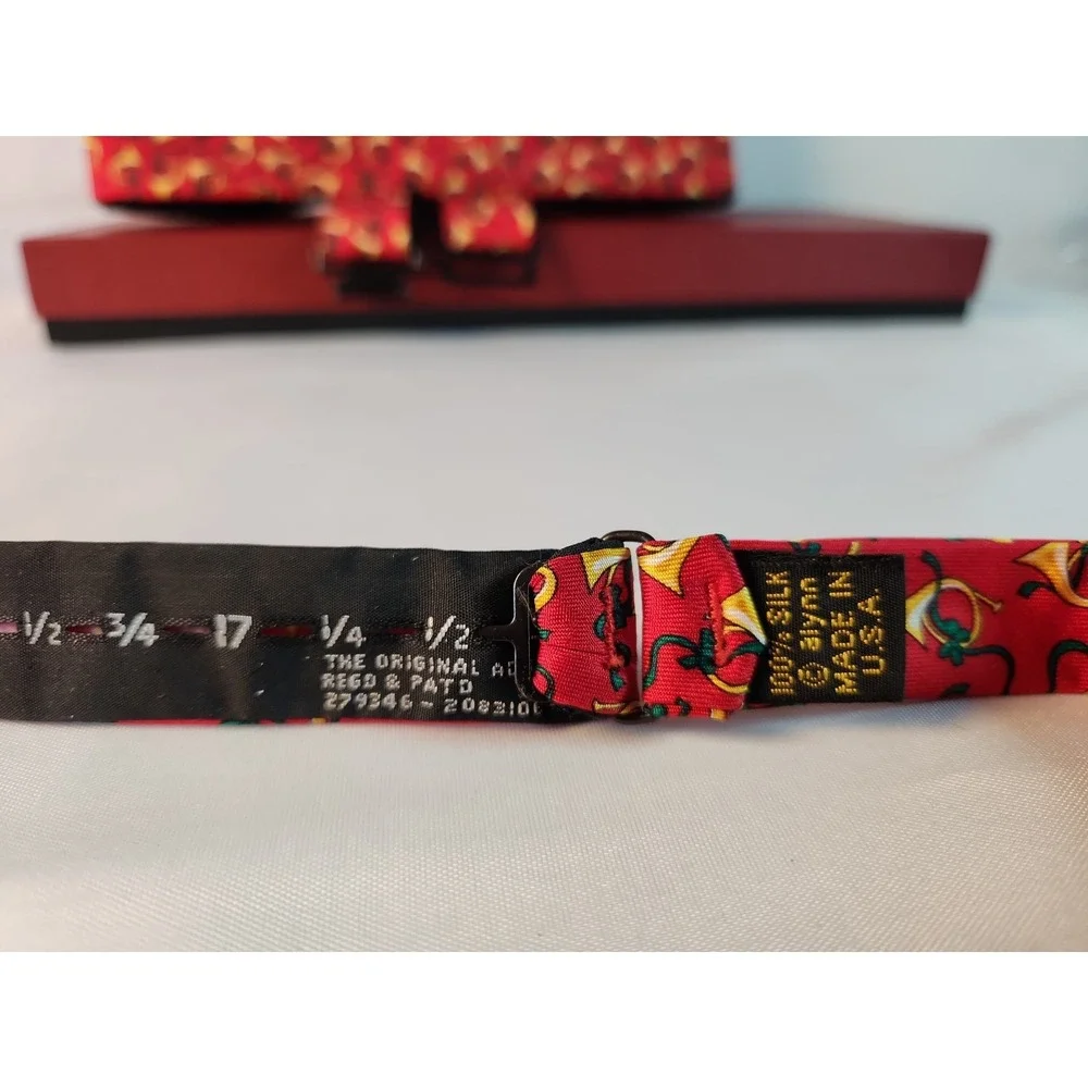 NIB Vintage Alynn USA Silk Cummerbund Bow Tie Set French Horn Music Red Tuxedo
